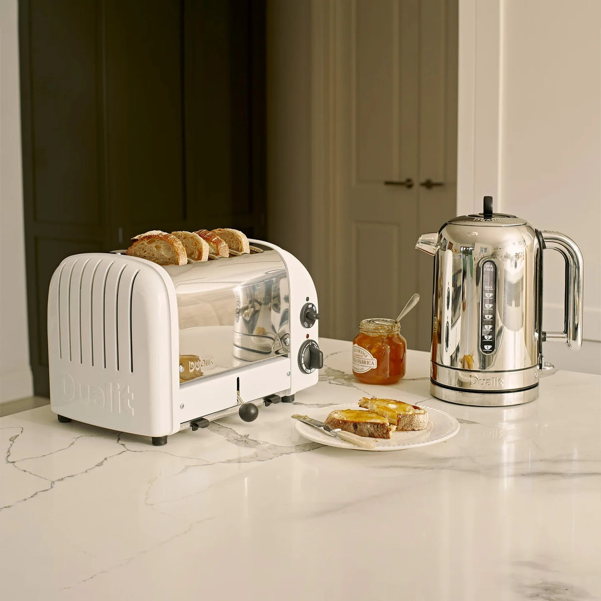 Dualit 4 Slice NewGen Classic Toaster, White