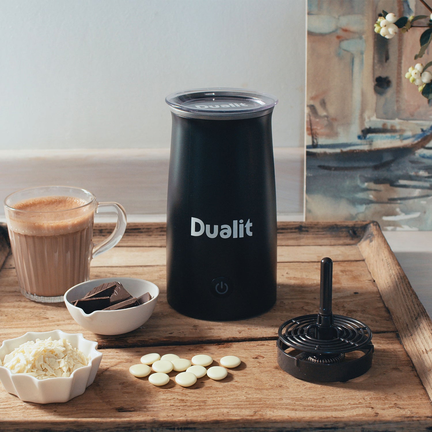 Dualit piena putotājs un karstās šokolādes gatavotājs