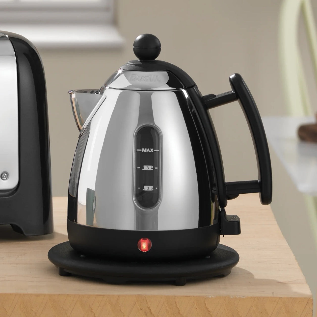Dualit 1L Mini Jug Kettle, Black