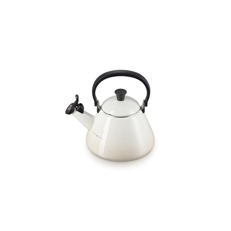Le Creuset Kone kettle with whistle 1.6l Meringue