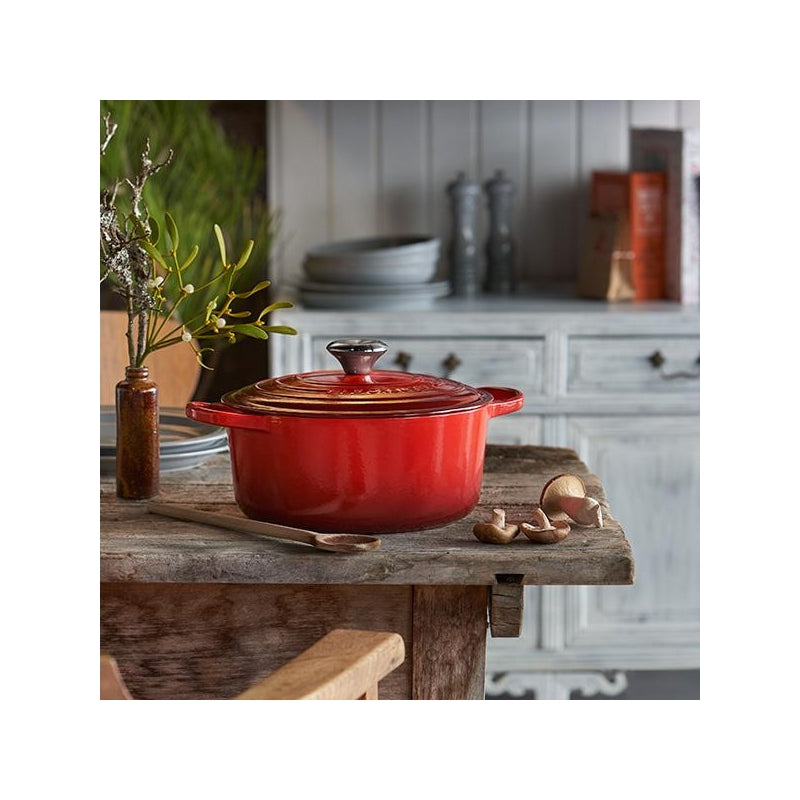 Le Creuset ovalus ketaus troškintuvas 31 cm/6.3 l