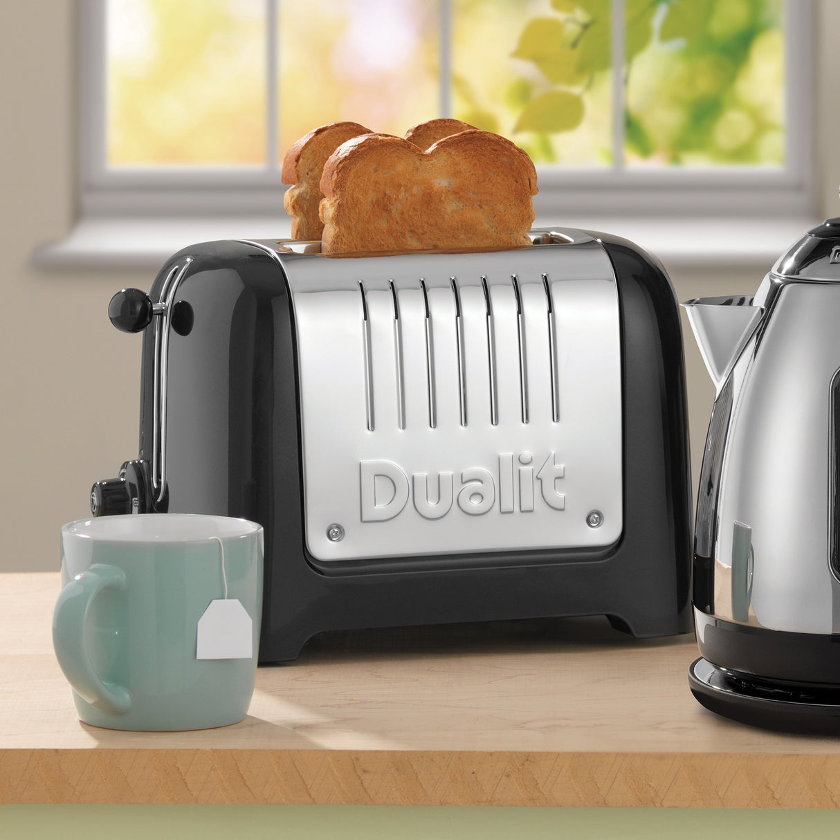 Dualit 2 Slot Lite Toaster -  Black