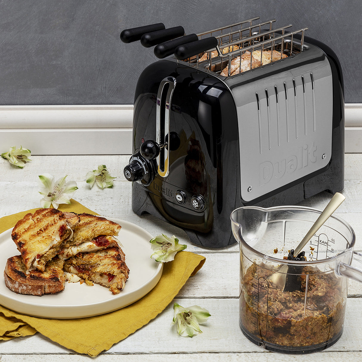 Dualit 2 Slot Lite Toaster -  Black