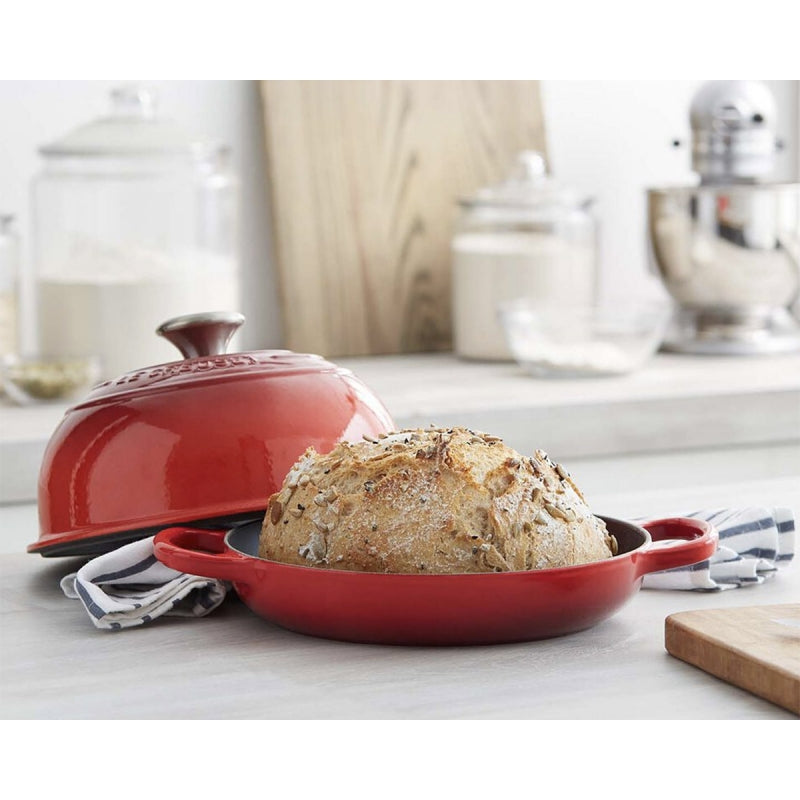 Le Creuset Cast Iron Bread Oven 24 cm, 1.6 l, Cerise